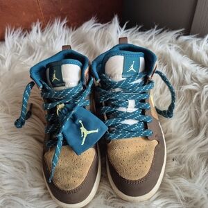 Kids Jordan High-Top Sneakers - Brown and Teal